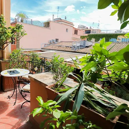 60mr Spanish Steps Balcony